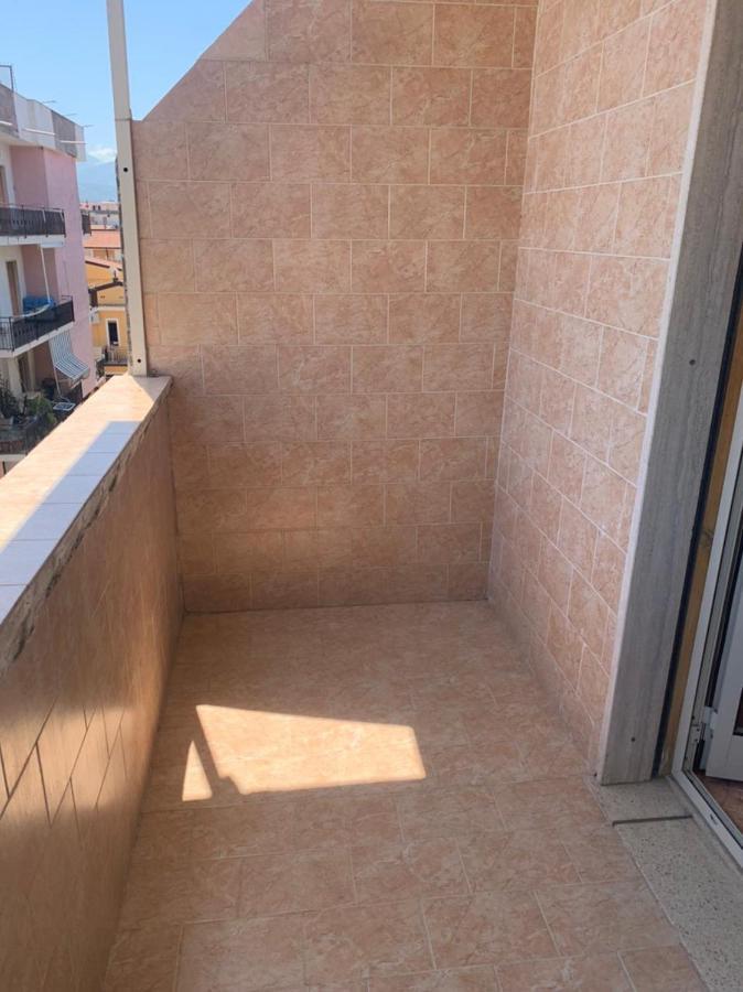 Casa Al Mare A Scalea Apartment Exterior photo
